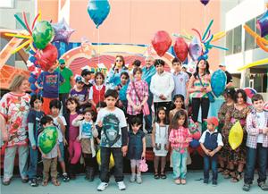 «الوطني» نظّم مهرجاناً ضخماً للأطفال في «بيت عبدالله» بمناسبة يوم الطفل العالمي